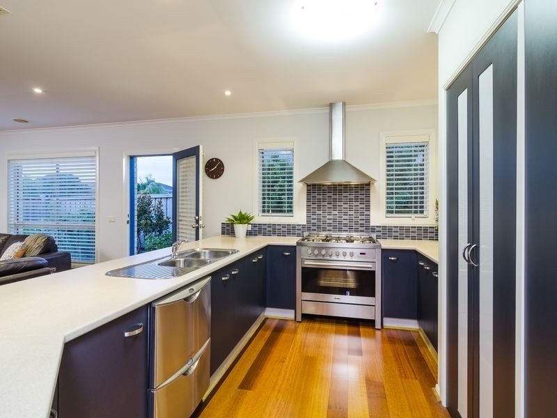 14 Elkhorn Way, Point Cook VIC 3030