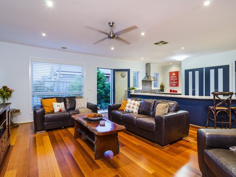 14 Elkhorn Way, Point Cook VIC 3030