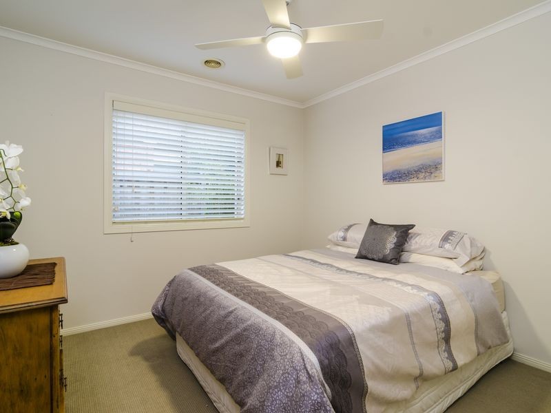 14 Elkhorn Way, Point Cook VIC 3030