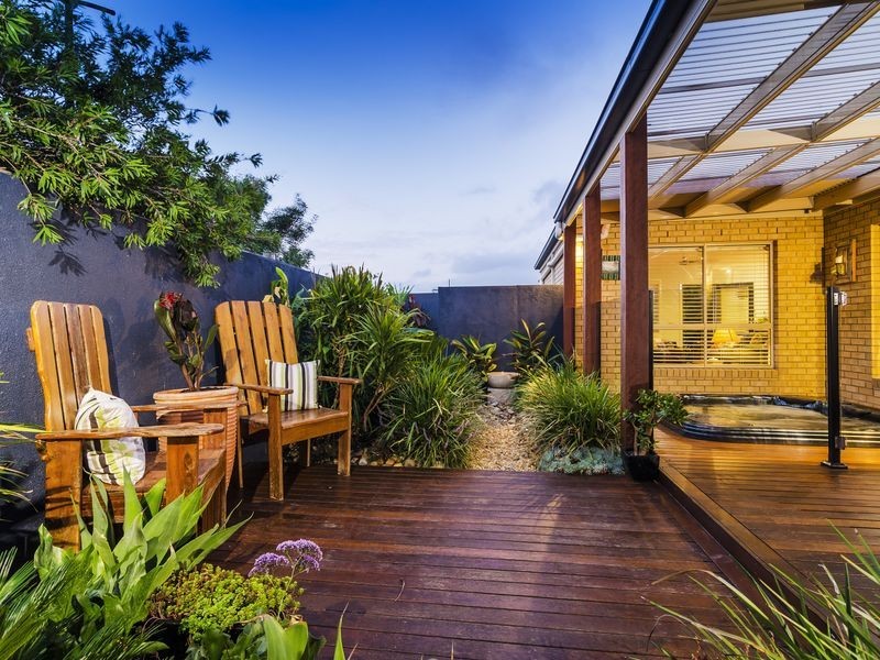 14 Elkhorn Way, Point Cook VIC 3030