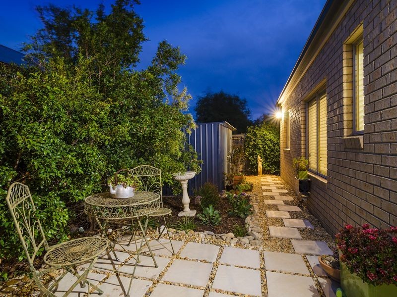 14 Elkhorn Way, Point Cook VIC 3030