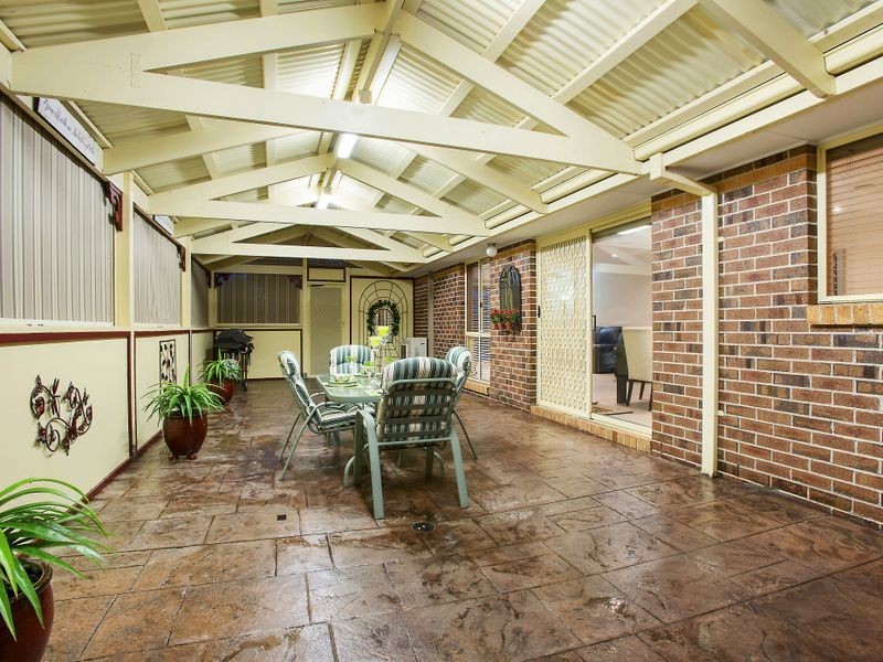 33 Spicer Boulevard, Altona Meadows VIC 3028