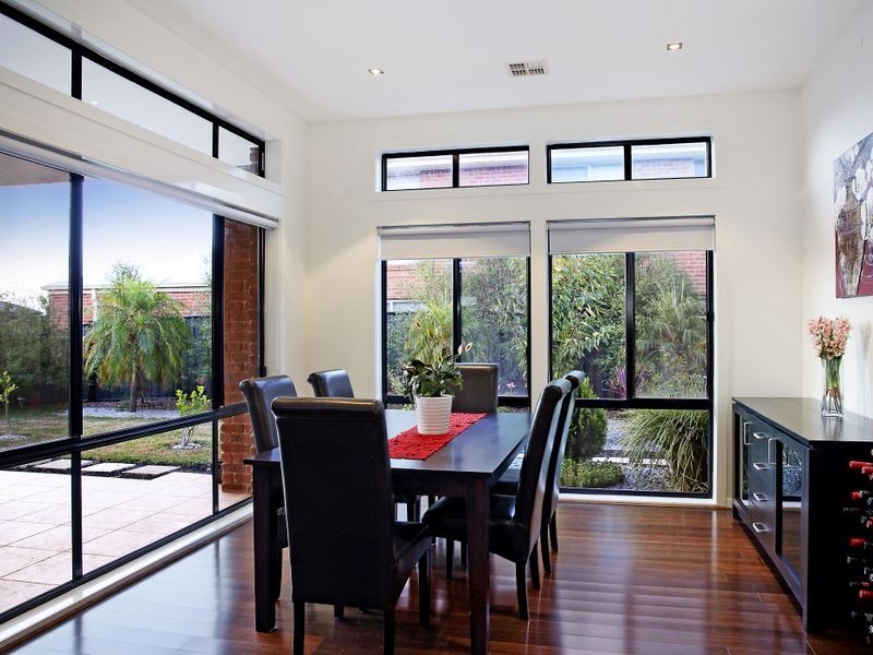 6 Innisfail Drive, Point Cook VIC 3030