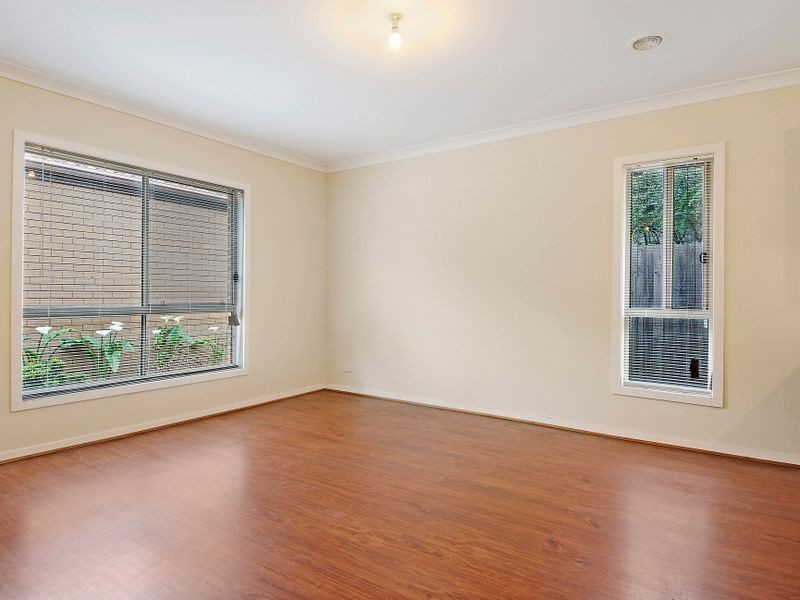 2/6 Sunshine Street, Oakleigh East VIC 3166