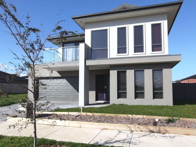 35 Heatherbell Avenue, Point Cook VIC 3030