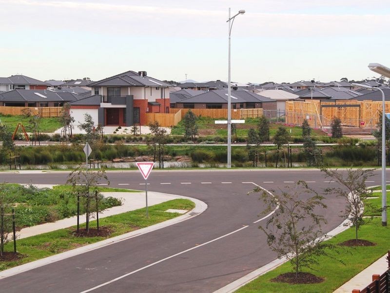 35 Heatherbell Avenue, Point Cook VIC 3030