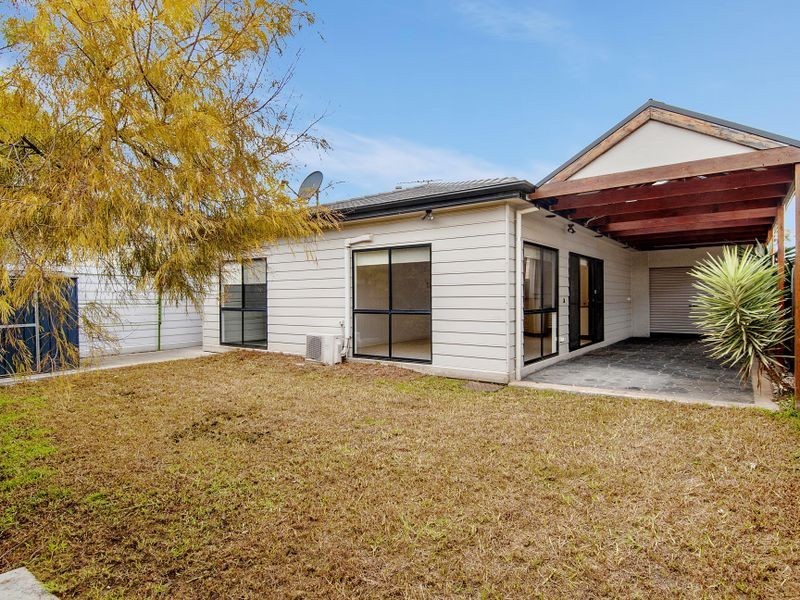 9 Copeland Crescent, Point Cook VIC 3030