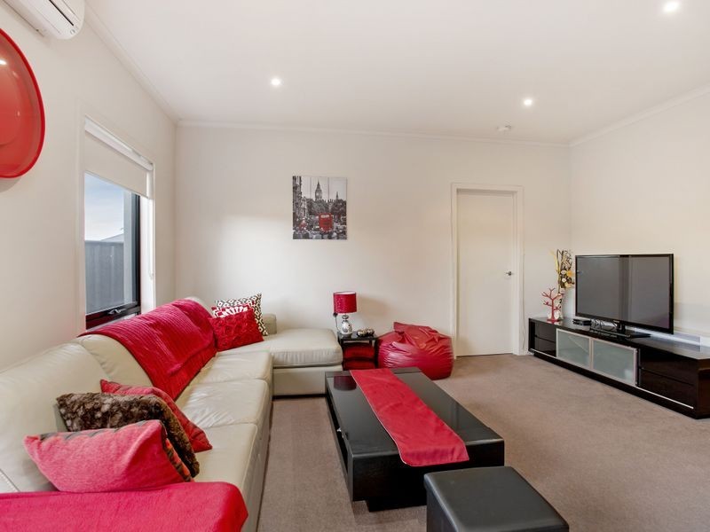43/39 Astley Crescent, Point Cook VIC 3030