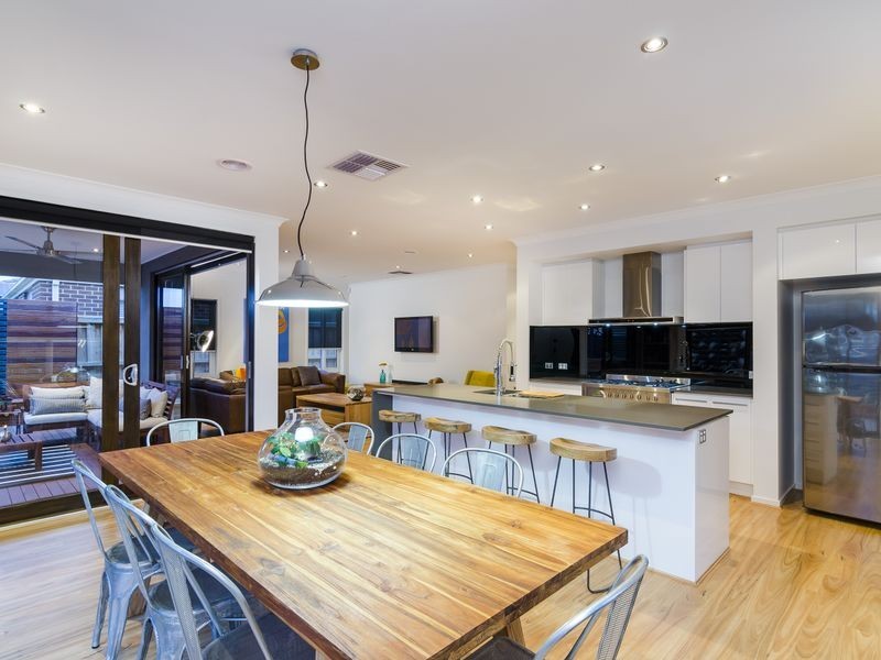 33 Lockheed Parade, Point Cook VIC 3030