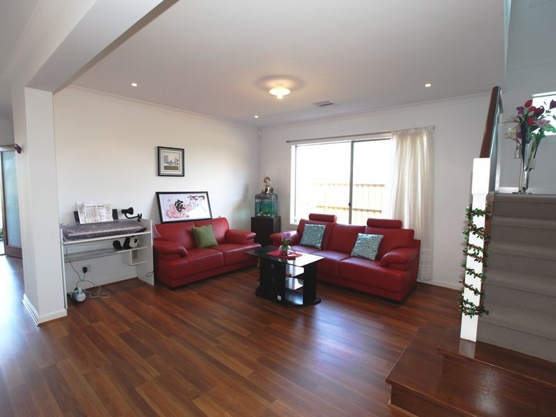 45 Barnstormer Boulevard, Point Cook VIC 3030