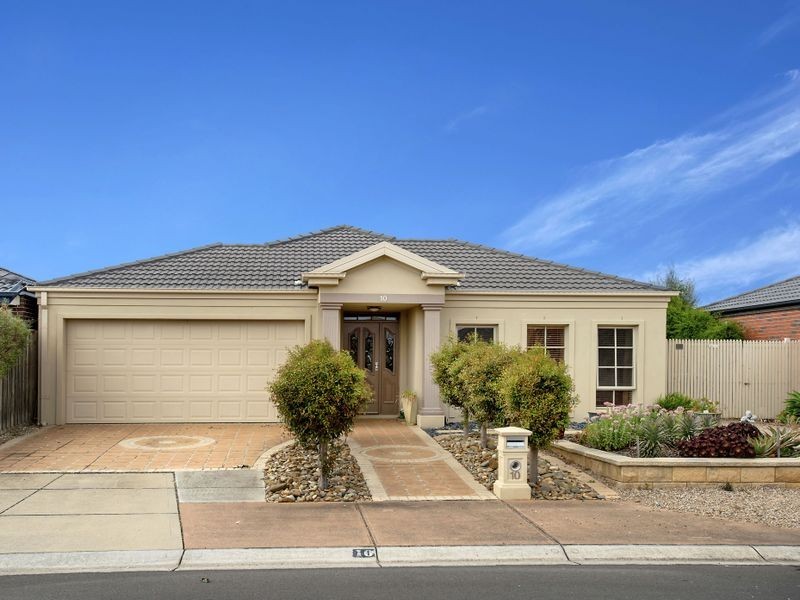 10 Sassari Court, Point Cook VIC 3030
