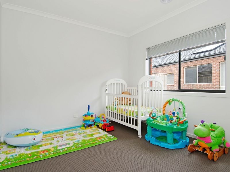 398 Boardwalk Boulevard, Point Cook VIC 3030