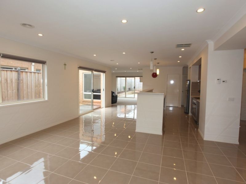 53 Australis Drive, Williams Landing VIC 3027