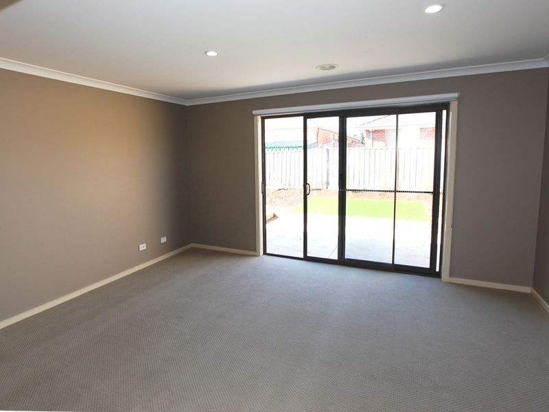 35 Runlet Drive, Point Cook VIC 3030