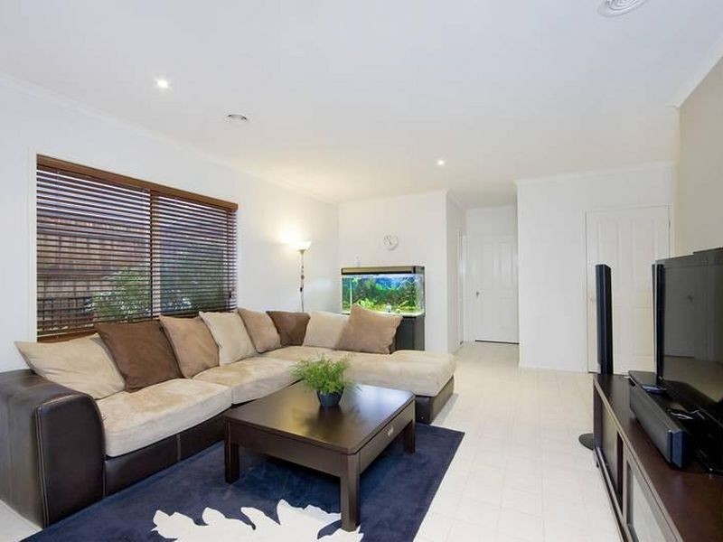 16 Fuchsia Crescent, Point Cook VIC 3030