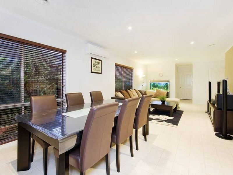 16 Fuchsia Crescent, Point Cook VIC 3030