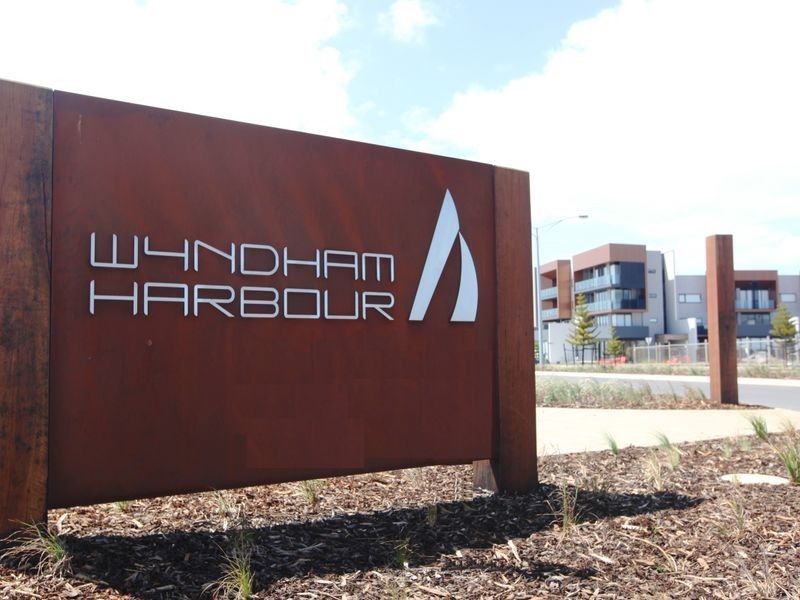11 Aquatic Way, Werribee South VIC 3030