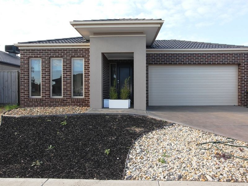 89 Tristania Drive, Point Cook VIC 3030