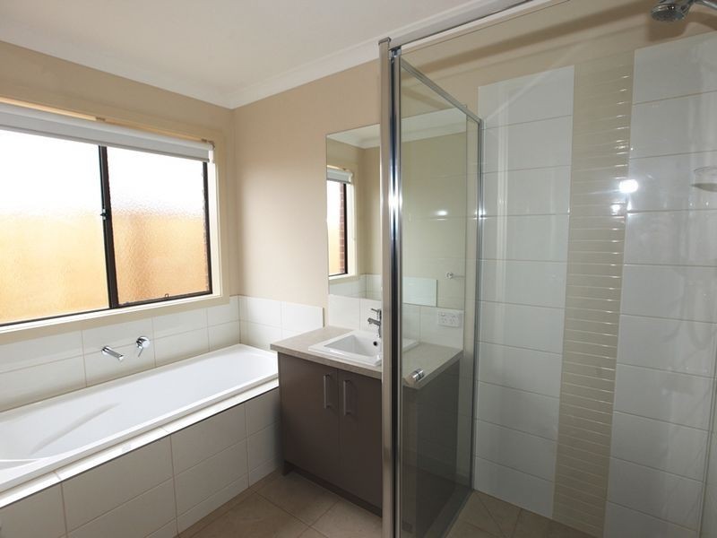 15 Dennerley Way, Truganina VIC 3029