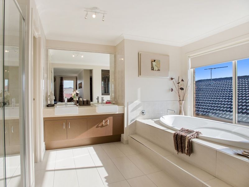 29 Landing Place, Point Cook VIC 3030