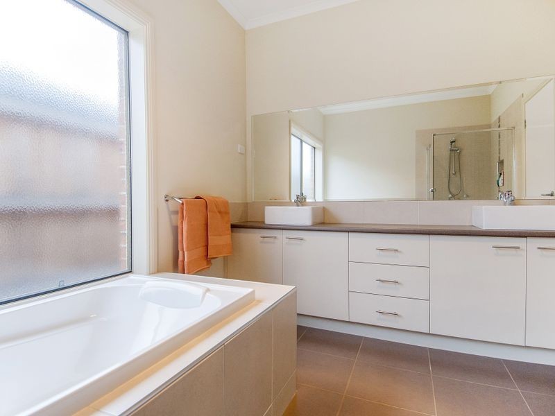 3 Teatree Terrace, Point Cook VIC 3030