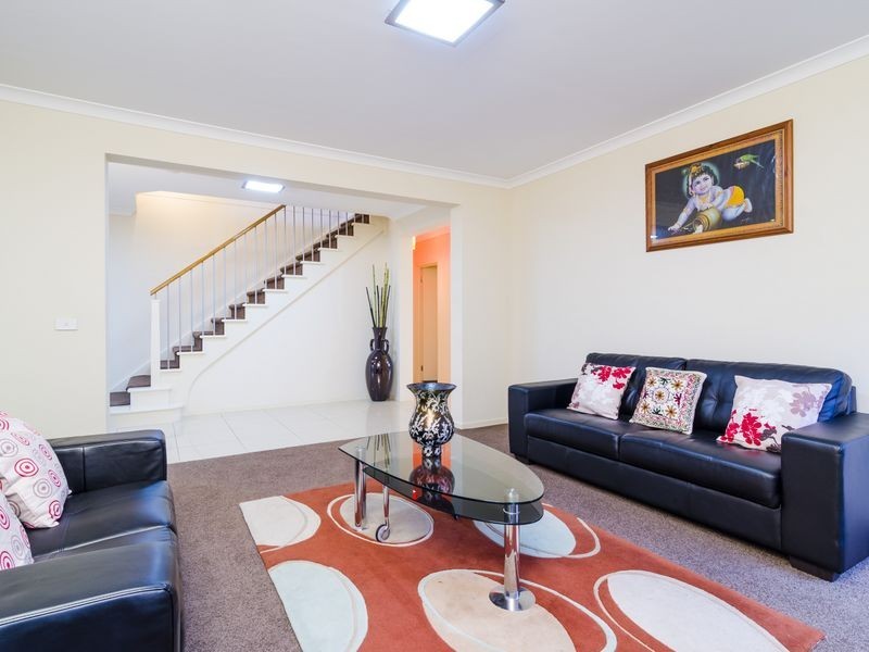 8 Spender Avenue, Point Cook VIC 3030