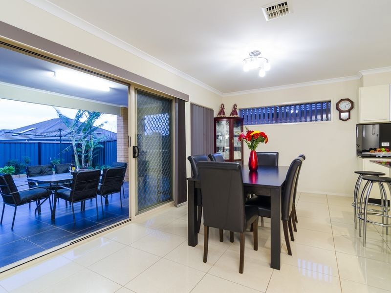 8 Spender Avenue, Point Cook VIC 3030