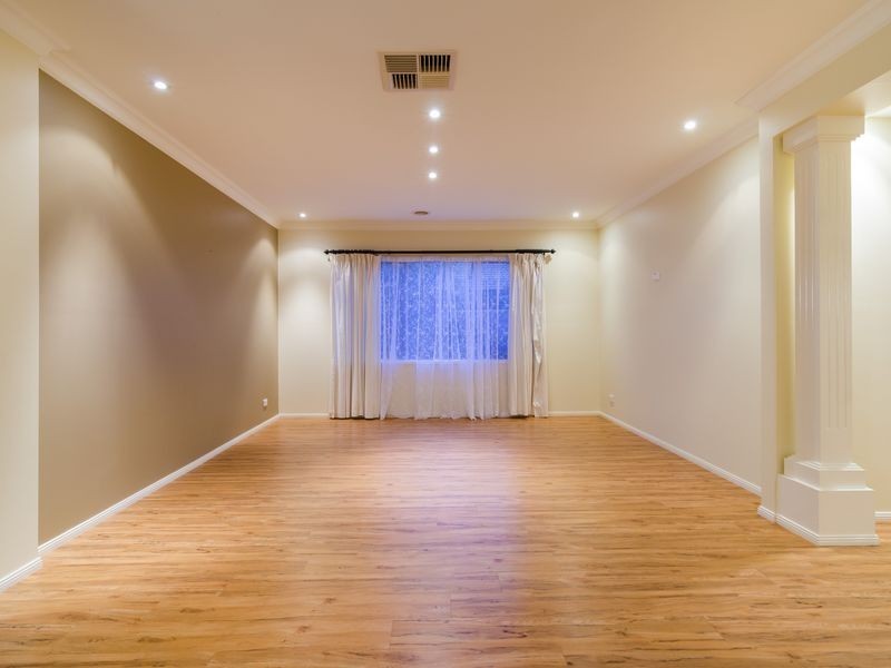 10 Sassari Court, Point Cook VIC 3030