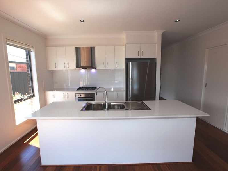 14 Toucan Road, Tarneit VIC 3029