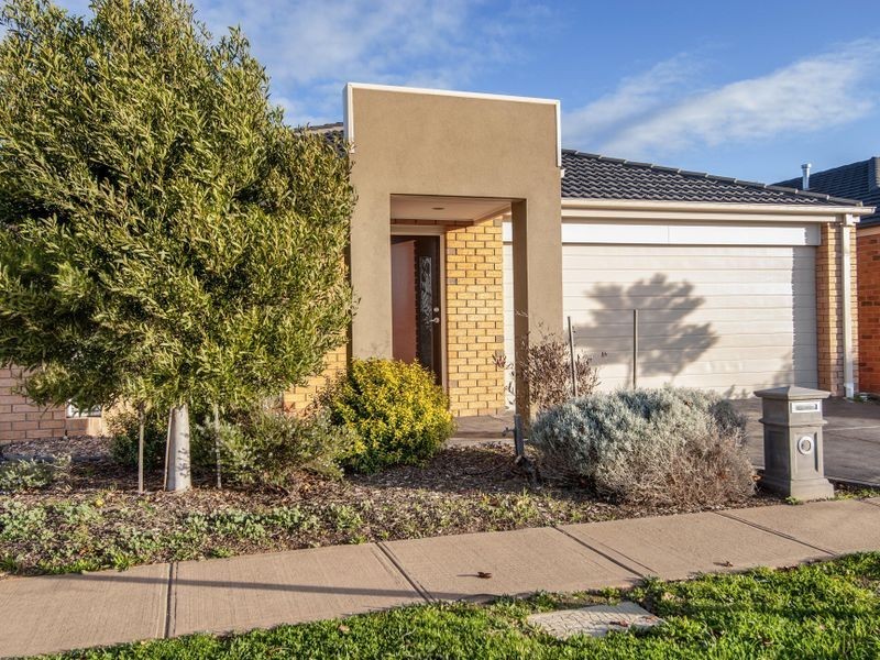 40 Hewett Drive, Point Cook VIC 3030