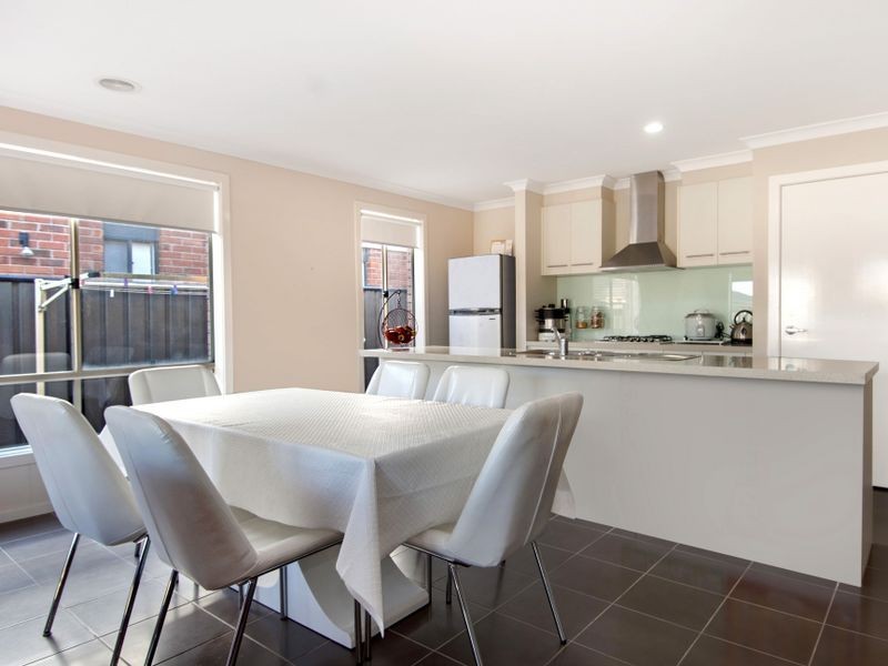 40 Hewett Drive, Point Cook VIC 3030