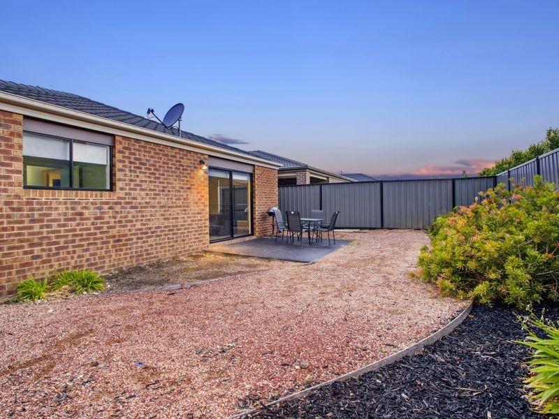 10 Nossal Drive, Point Cook VIC 3030