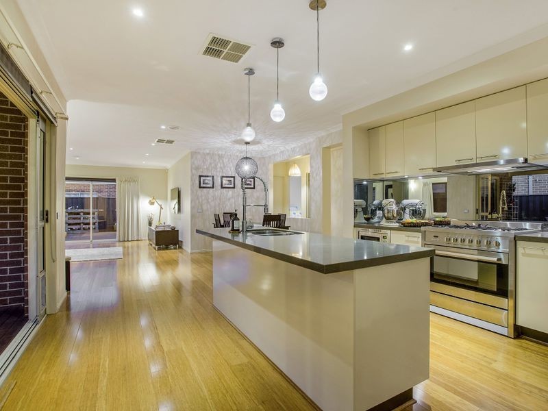 32 Pepperjack Way, Point Cook VIC 3030