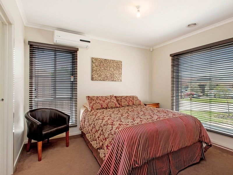 1/39 Astley Crescent, Point Cook VIC 3030
