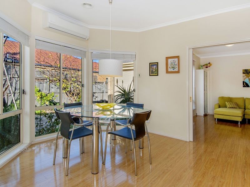 20 Grangemouth Drive, Point Cook VIC 3030