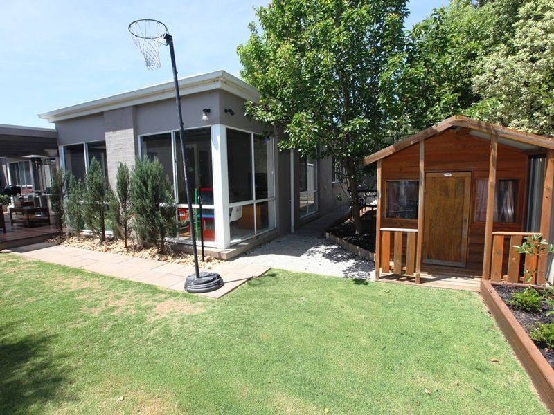 5 Messina Crescent, Point Cook VIC 3030