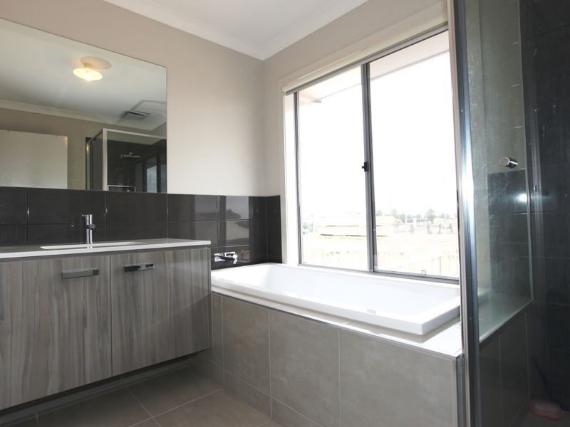 244B Sayers Road, Truganina VIC 3029