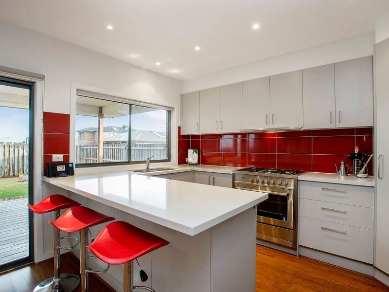 21 Landing Place, Point Cook VIC 3030