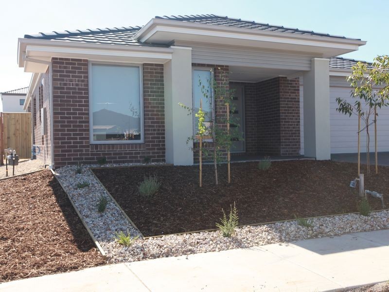 11 Custodian Way, Truganina VIC 3029