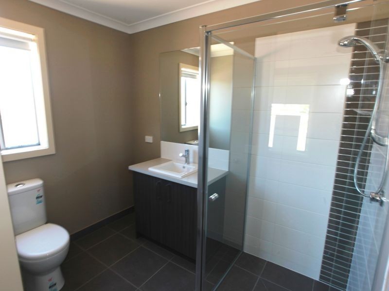 11 Custodian Way, Truganina VIC 3029