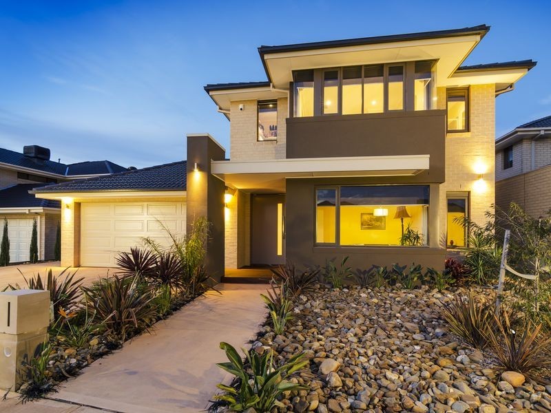 29 The Esplanade, Sanctuary Lakes VIC 3030