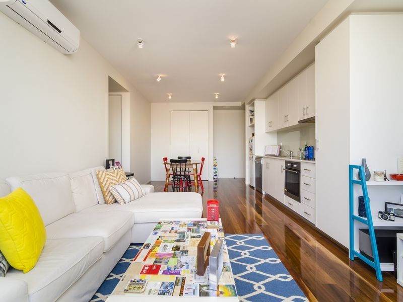 205/8-38 Percy Street, Brunswick VIC 3056