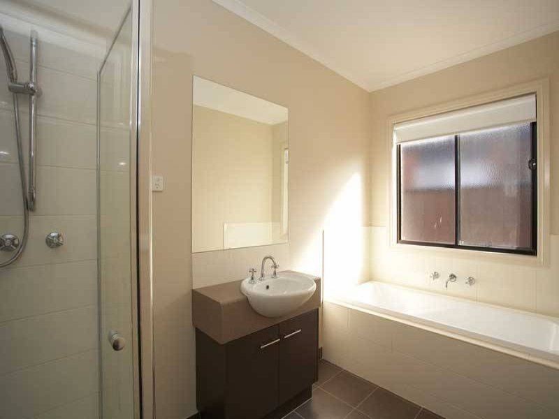 1 Archibald Chase, Point Cook VIC 3030