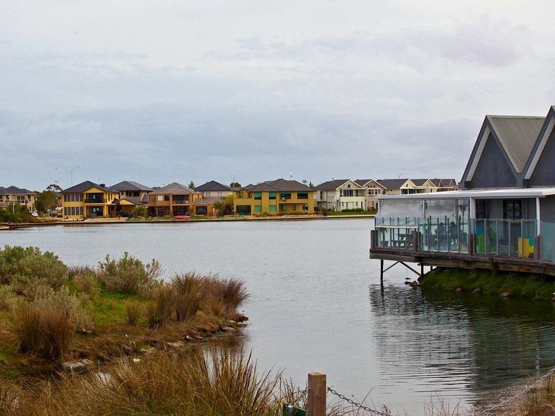 Lot 2071 Rhode Island Close, Sanctuary Lakes VIC 3030