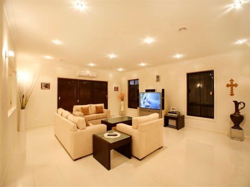 11 Dunstan Road, Point Cook VIC 3030