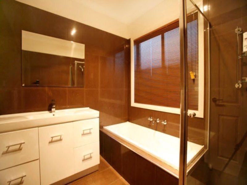 11 Dunstan Road, Point Cook VIC 3030