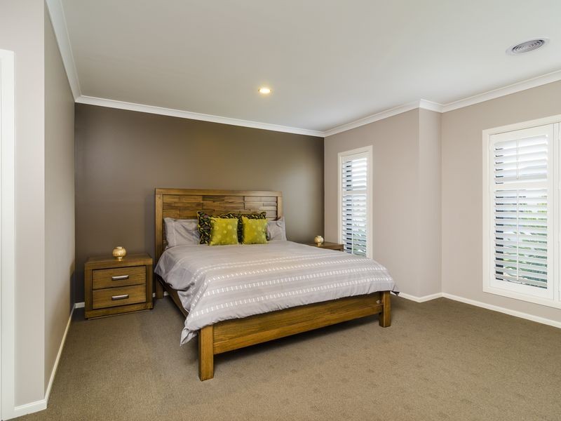 11 Lomandra Street, Point Cook VIC 3030