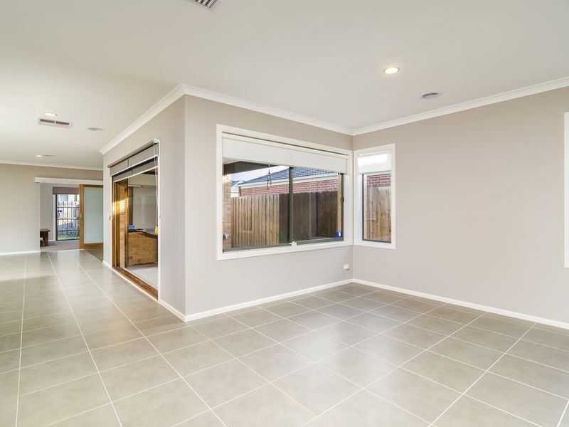 11 Lomandra Street, Point Cook VIC 3030