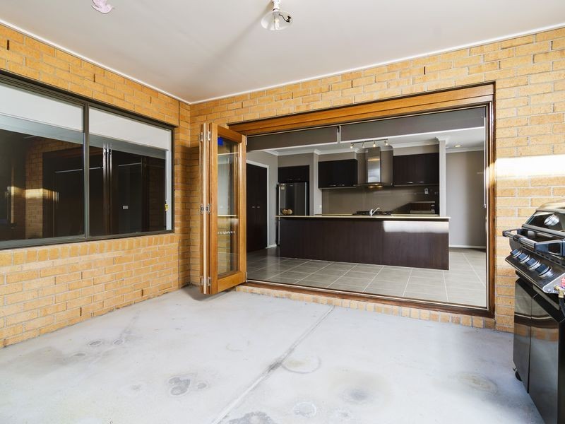 11 Lomandra Street, Point Cook VIC 3030