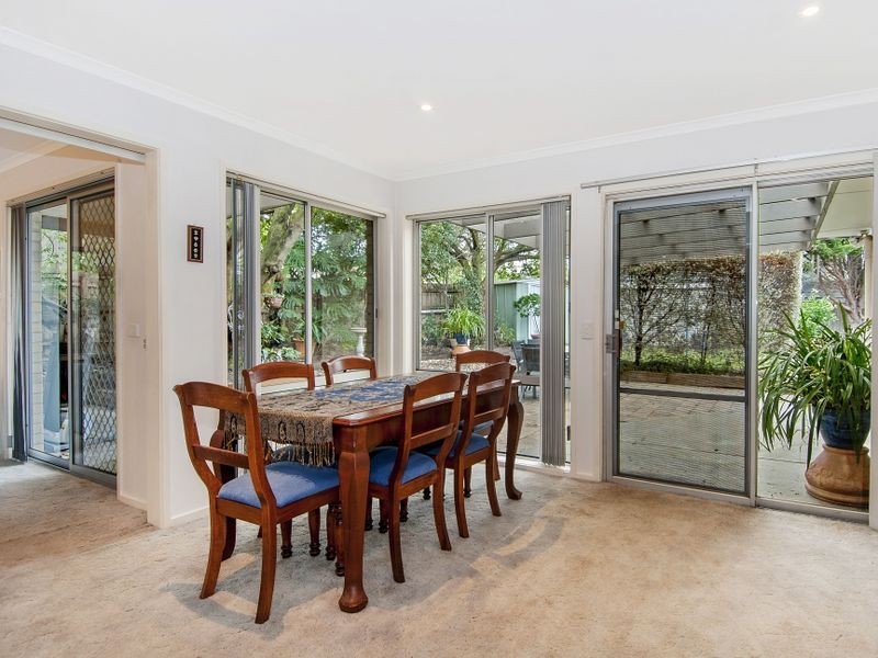 4 Earls Court, Mulgrave VIC 3170